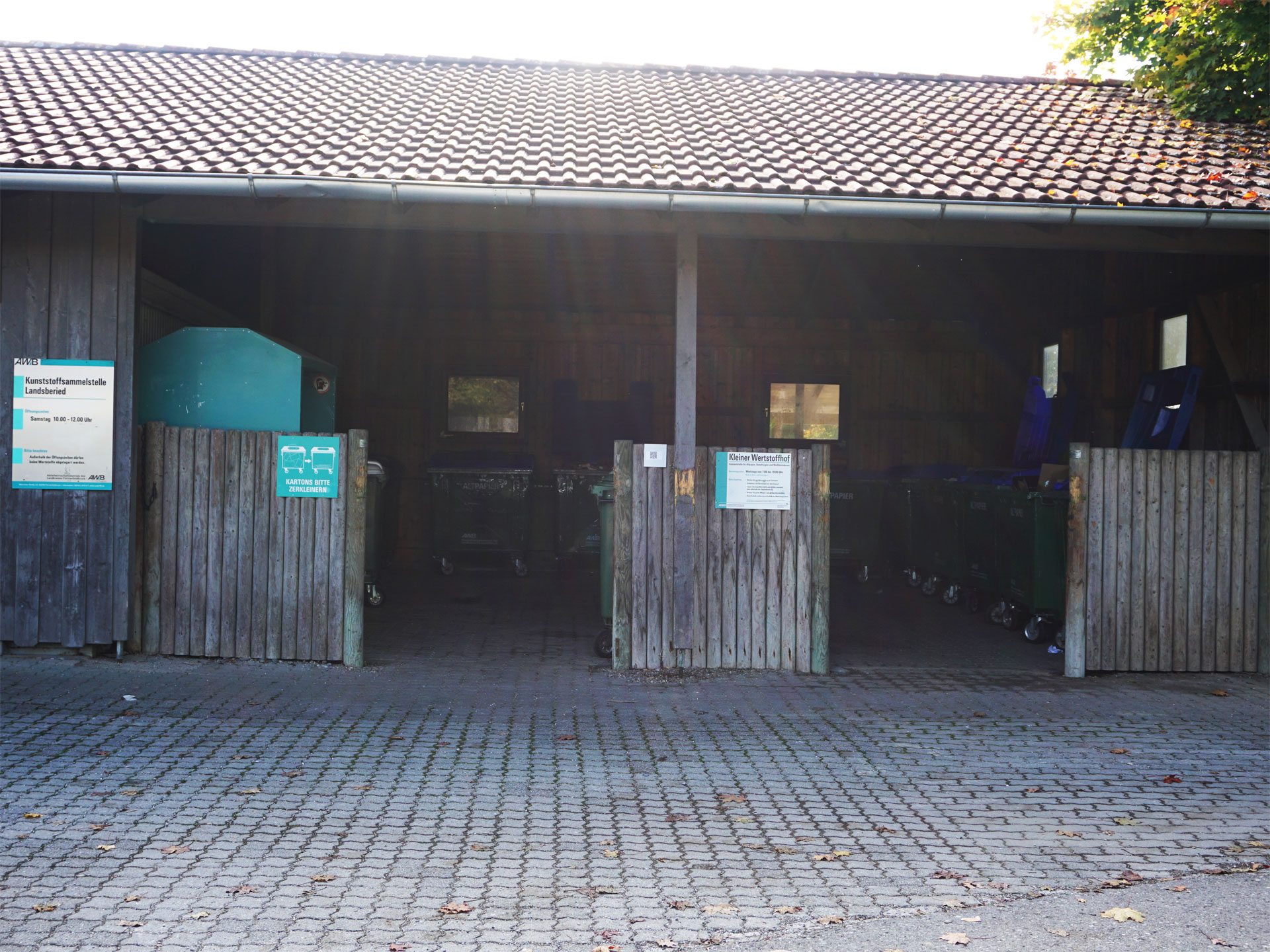 Grossansicht in neuem Fenster: Kleiner Wertstoffhof Landsberied, Römerstraße (Sportplatz) Grossansicht in neuem Fenster: Kleiner Wertstoffhof Landsberied, Römerstraße (Sportplatz)
