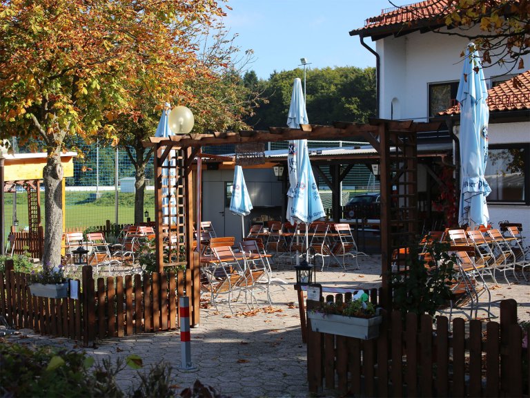 Grossansicht in neuem Fenster: Sportanlage des SV Althegnenberg (001)