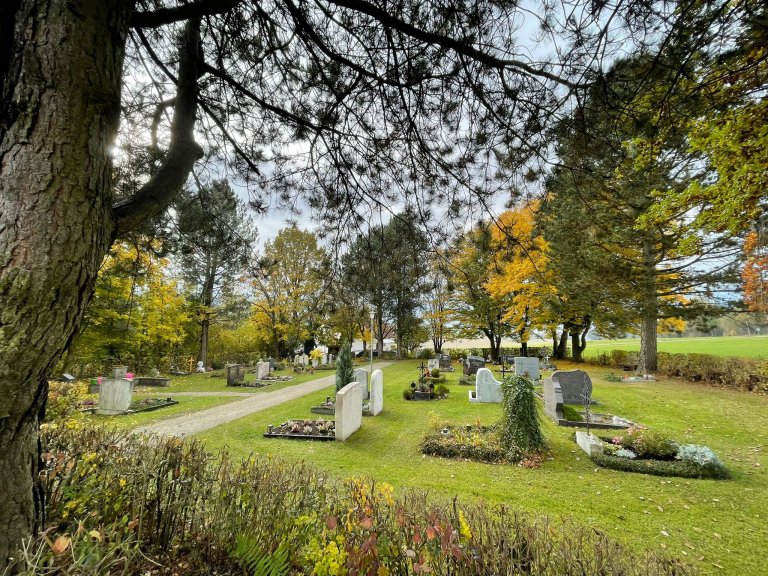 Gemeindlicher Friedhof Oberschweinbach