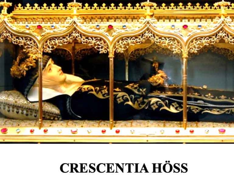 Crescentia