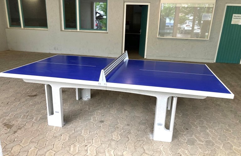 Outdoor Tischtennisplatte Outdoor Tischtennisplatte